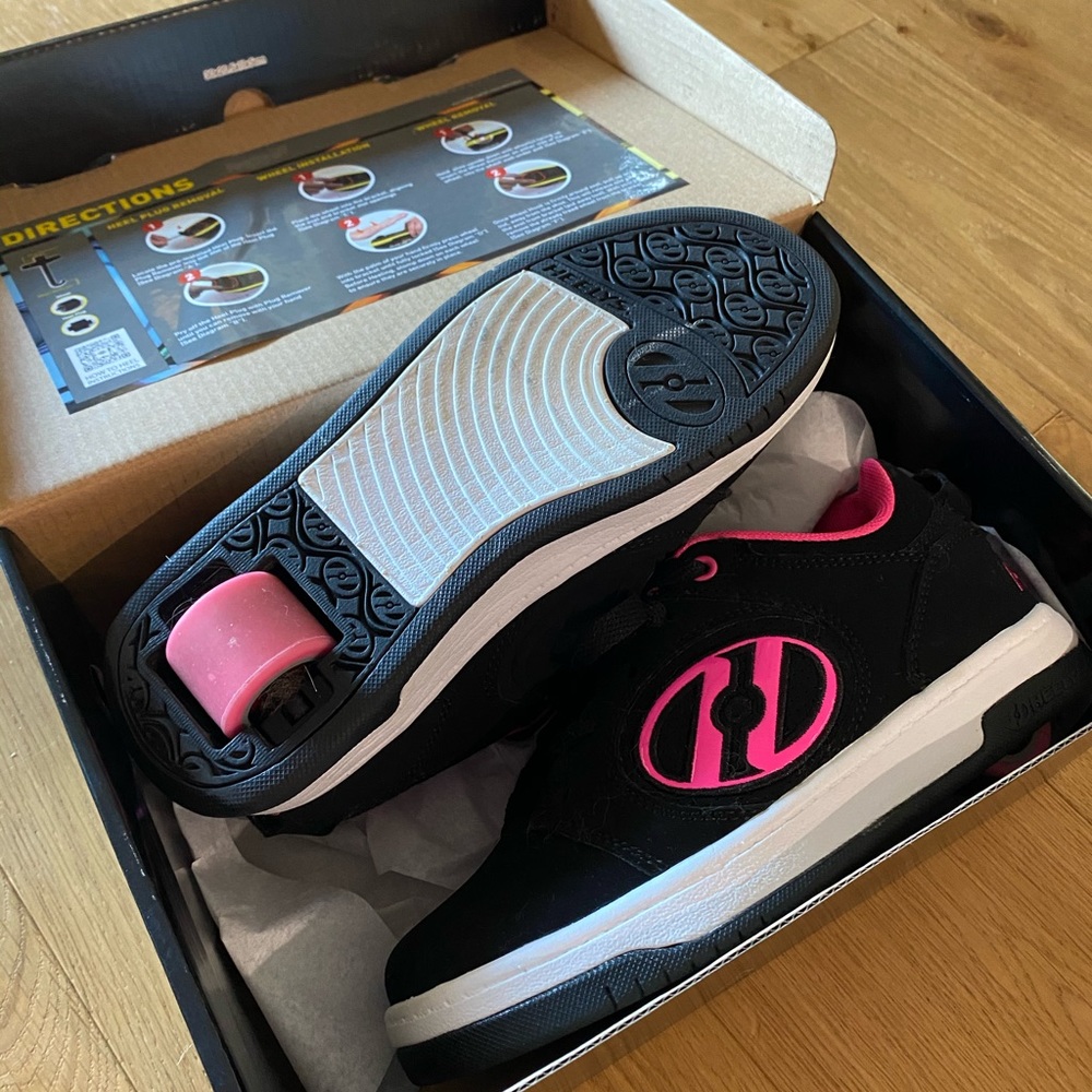 Heelys shoes Youth Size